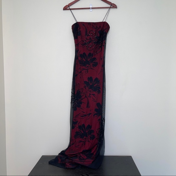 JS Boutique Dresses & Skirts - LIKE NEW!! JS Boutique Beaded Floral Gown Size 4